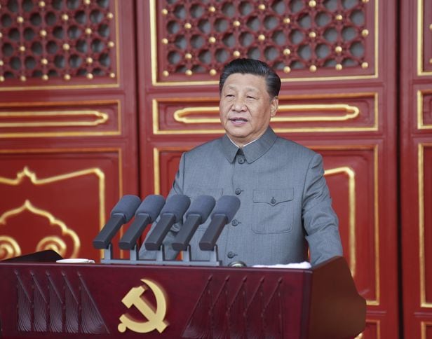 2021년 7월 1일 베이징 천안문 광장에서 시진핑(習近平) 중국 공산당  총서기가 연설하고 있다. 그는 이날 "중화민족이 당하는 시대는 끝났다"고 말했다./신화연합뉴스 
