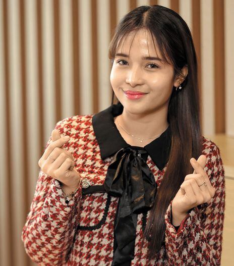 Filipino star Kristel Fulgar to join New Year's bell-ringing ceremony