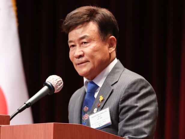 독립유공자 자녀 위한 수익금 횡령 의혹을 받아온 김원웅 광복회장이 16일 사퇴했다. /뉴스1