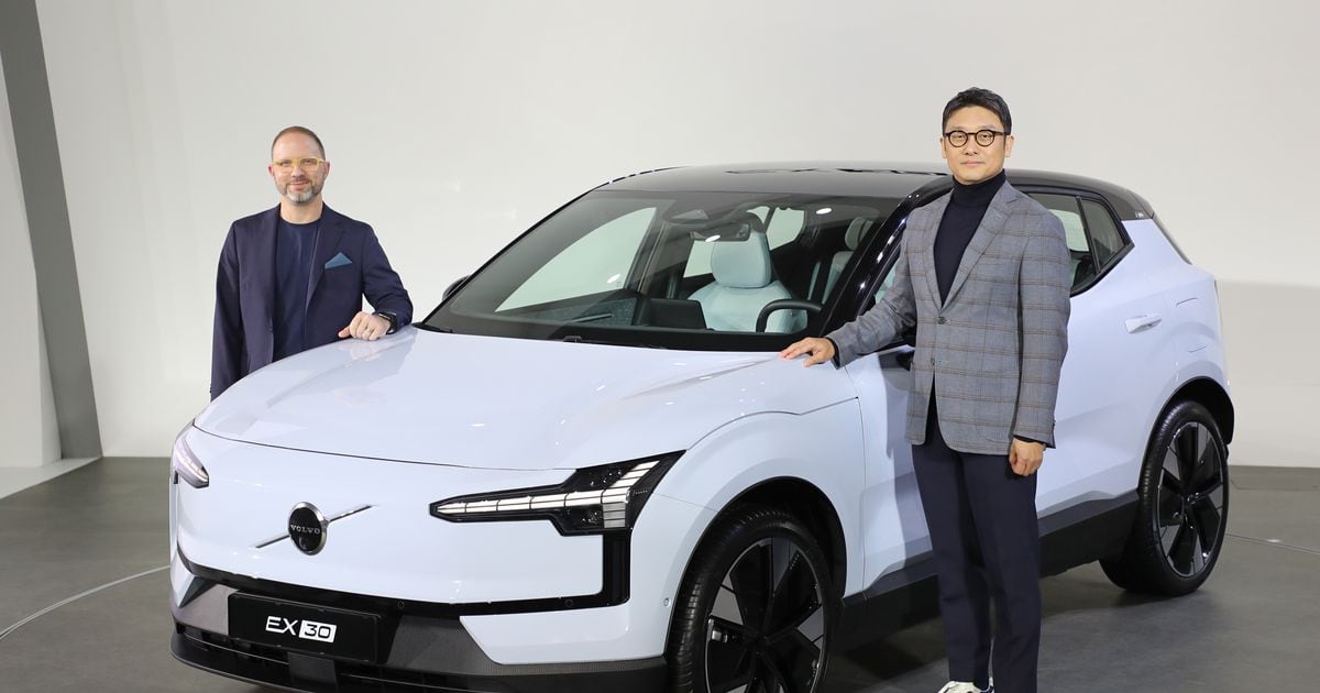 4000만원대 구입 가능한 볼보 전기 SUV 국내 첫 공개