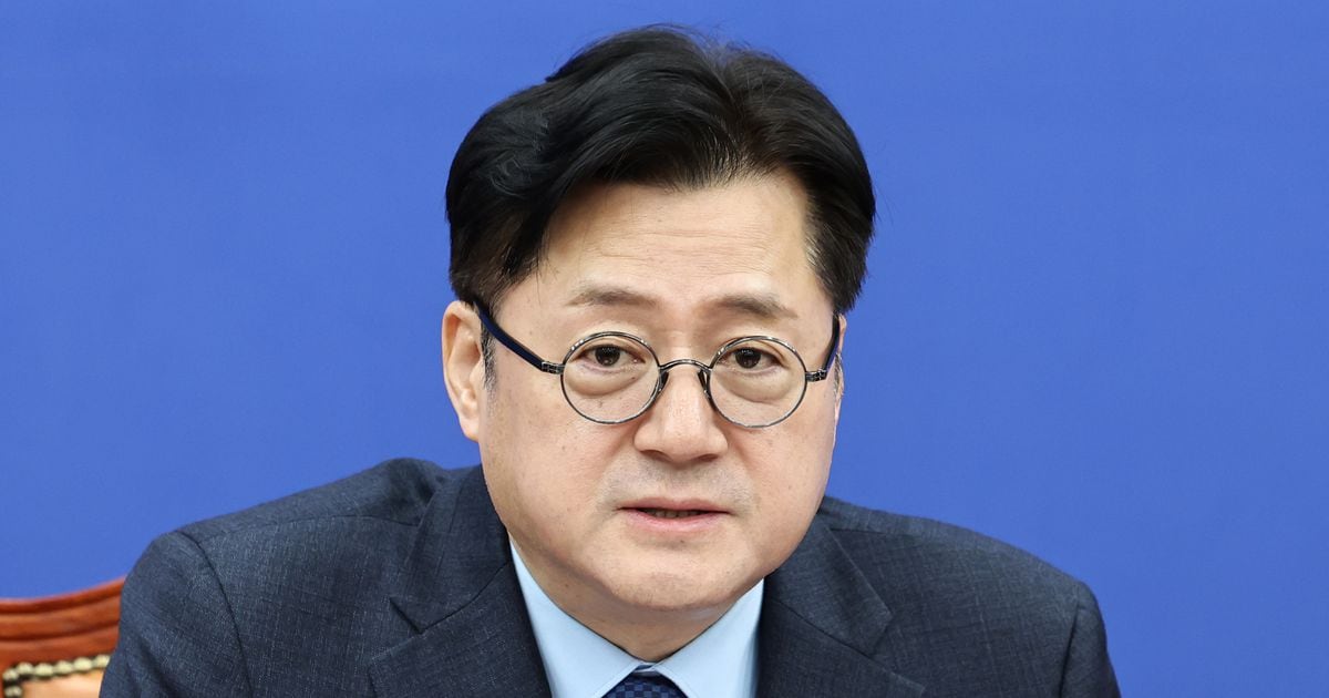 Democratic Party of Korea Floor Leader Speaks on Party Membership Controversy Amid Attack on Representative Lee Jae-myung