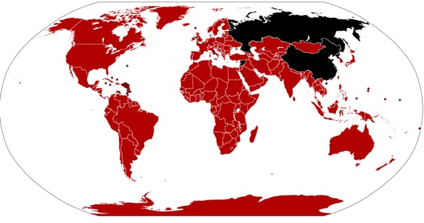 넷플릭스 서비스 지도. 붉은색 표시는 서비스 가능지역, 검정 표시는 서비스 불가 지역. 중국은 검정색으로 표시돼 있다./ 위키피디아