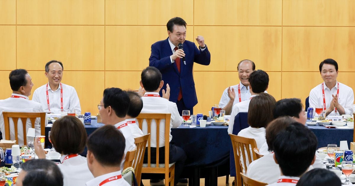 尹, 국힘 워크숍서 “지나간 건 다 잊고 한몸 돼 뼈 빠지게 뛰겠다” - 조선일보