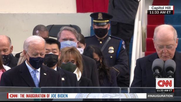 20일 열린 조 바이든 대통령 취임식에서 경호 작전을 수행하고 있는 데이비드 조(왼쪽에서 첫번째)의 모습. /CNN 캡처