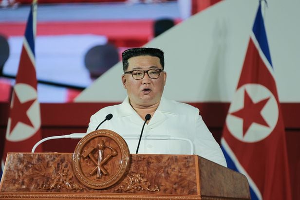 김정은 북한 국무위원장이 27일 '정전협정 체결 69주년 기념식'에서 연설하고 있다/노동신문 뉴스1