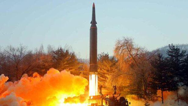 북한이 지난 5일 극초음속 미사일을 시험 발사해 700㎞ 표적에 명중했다고 발표했다./노동신문 홈페이지