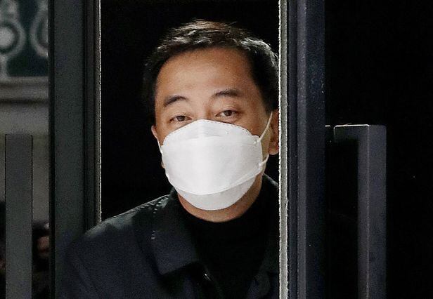 더불어민주당 탈당 선언을 한 금태섭 전 의원이 21일 오후 서울 용산구 사무실을 나서고 있다. /뉴시스