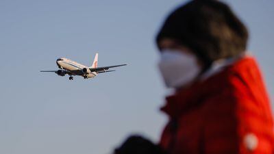 中 국경 풀자 세계 각국 빗장… 美日 중국발 입국자 규제 강화