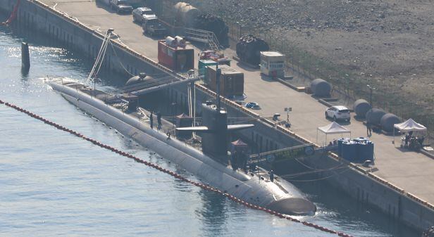 미해군 핵추진 잠수함 USS 키웨스트가 작년 11월 부산작전기지에 정박해 있는 모습. /뉴스1