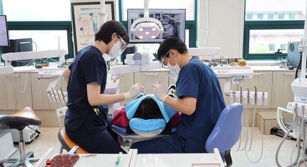 서울의 한 치과에서 치과 진료가 진행되고 있다. 기사와 관계 없음. //뉴스1