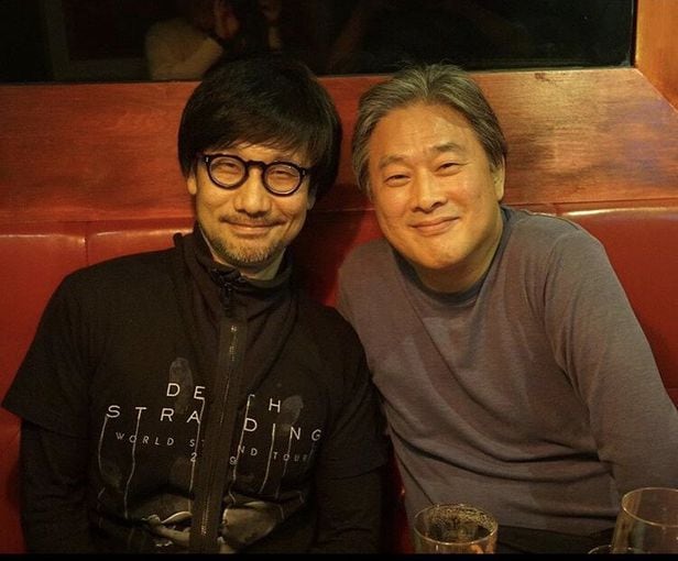 코지마 히데오가 재작년 인스타그램에 올린 박찬욱 감독과의 사진. /인스타그램