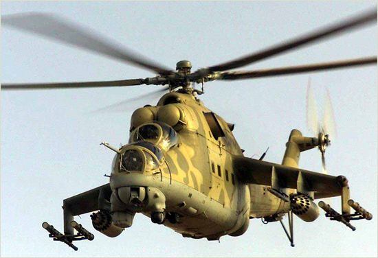 러시아의 대표적인 공격헬기인 Mi-24 '하인드'. 기관포와 각종 미사일, 로켓탄 등으로 무장하고 있으며, 아프가니스탄전에서 '사탄의 마차'란 별명을 얻었다. /조선일보 DB
